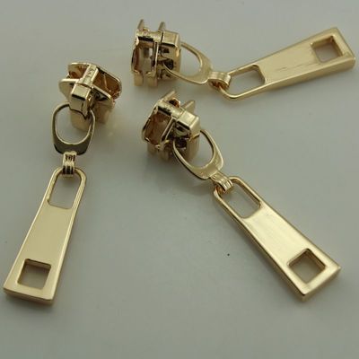 綠色風尚，精致細節 歐洲環保電鍍5號金屬箱包拉鏈頭廠家批發定制